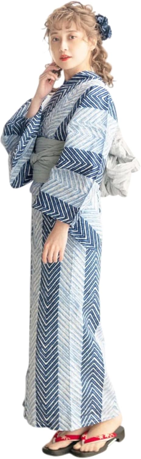 名古屋帯　菊　楓　萩　檜垣地紋　黒地　着物　帯　027k 名古屋帯 菊 楓 萩 檜垣地紋 黒地 着物 帯 027k 地紋